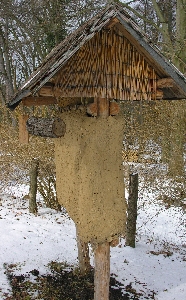 Insektenhotel aus Lehm