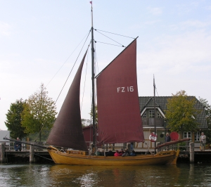 aufgeriggtes Zeesenboot