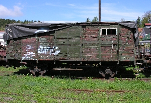 alter G&uuml;terwagen Bahnhof Schleusingen
