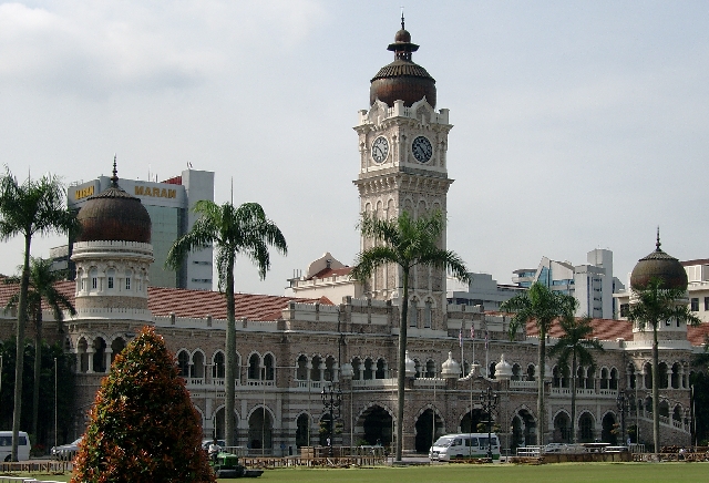 Architektur am Platz der Nationen in Kuala Lumpur
